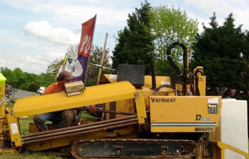 Vermeer directional drill in operation – Commonwealth Underground Utilities